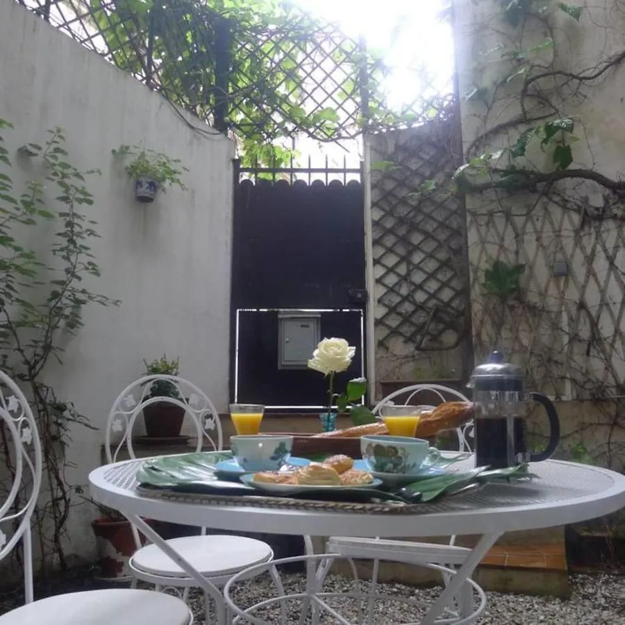 Guestready - Family With Terrace And Garden - Oberkampf * Παρίσι